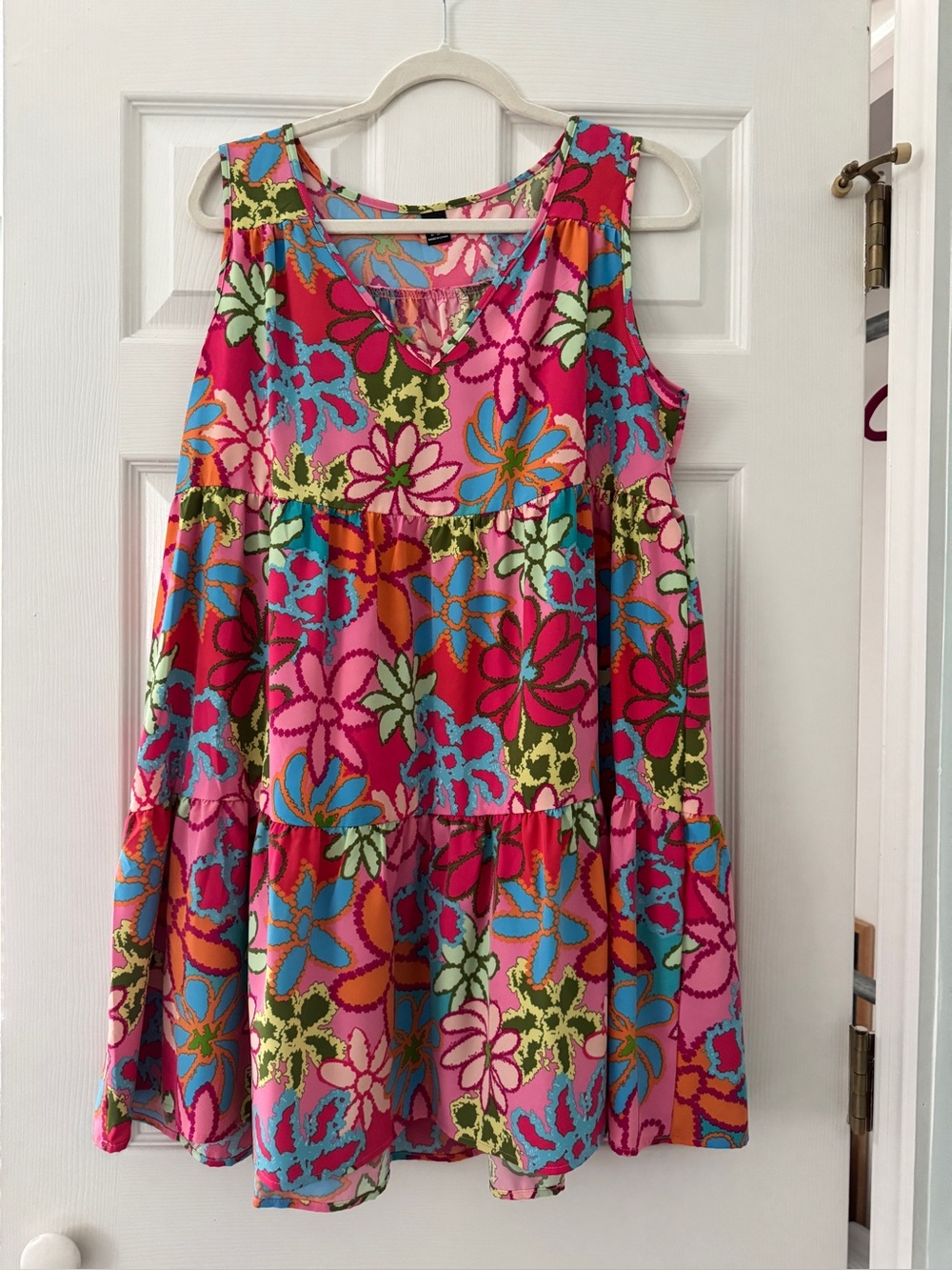 SHEIN Pink Multicolor Floral Tiered Sleeveless Dress